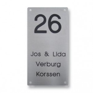 Rvs gegraveerd naamplaatjes