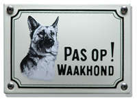 Herdershond naamplaat. Pas op Waakhond