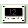 Perspex mat wit naamborden met zwart huisnummer